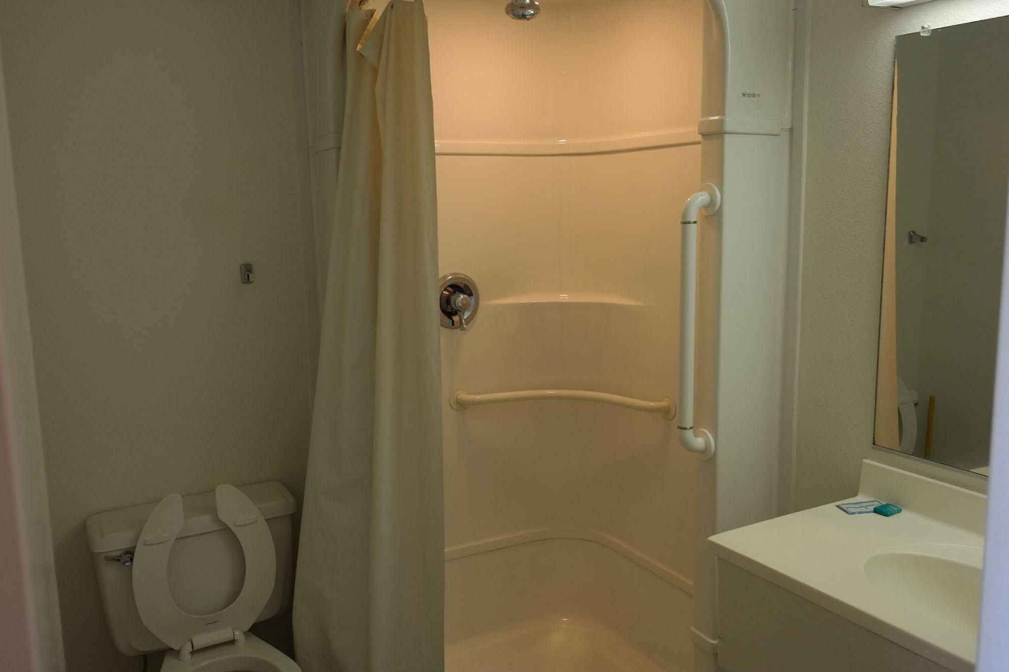 Travel By Oyo Motel Omaha